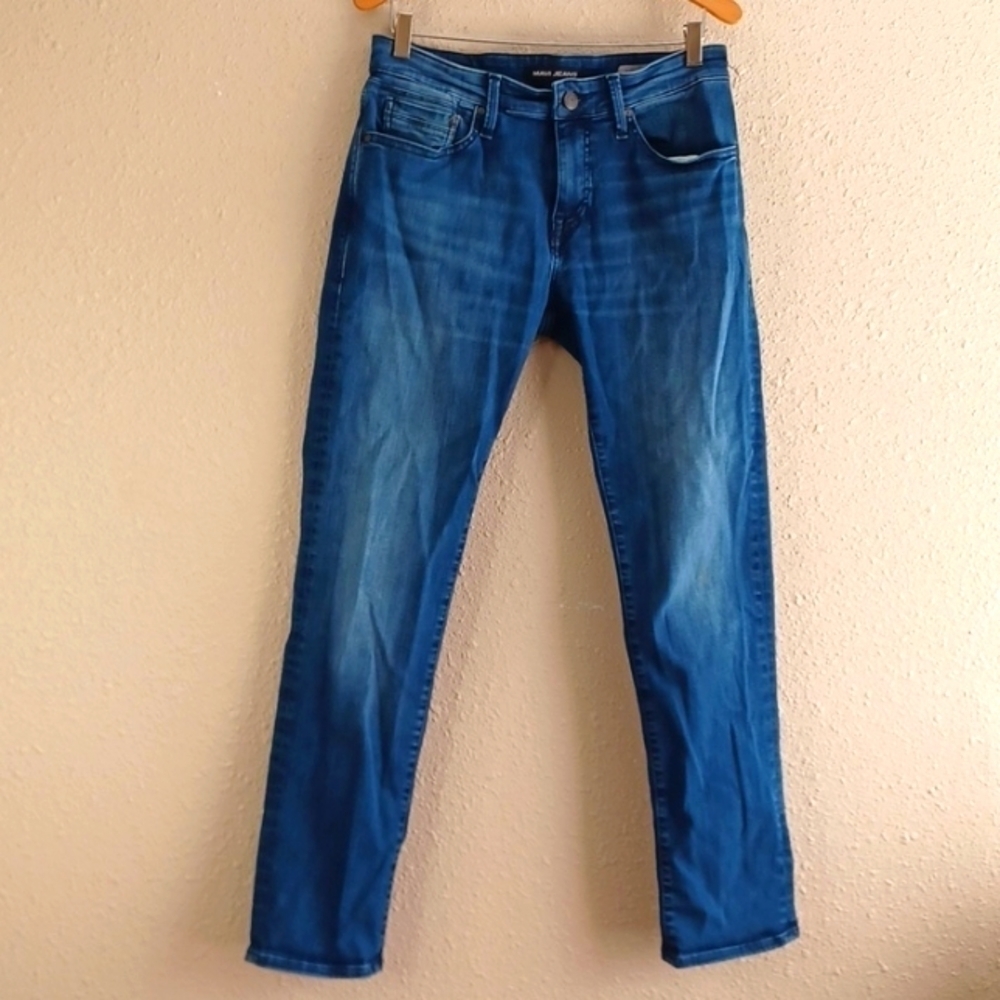 MAVI Jeans.